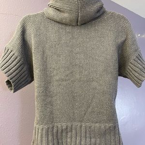 Kim & cami short sleeve turtle neck